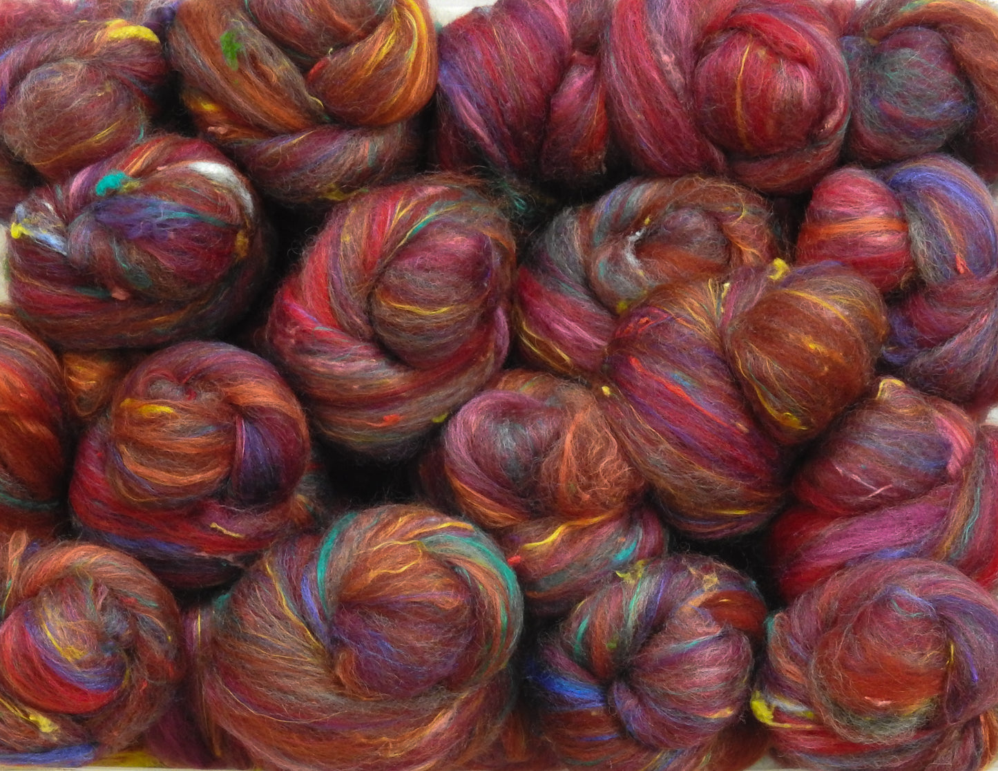 Cranberry Bog (3.6 oz)-NON-Sparkle Sticklebatts -30% Cotswold/Border Leicester fleece; polwarth, merino, silk, bamboo, silk noil
