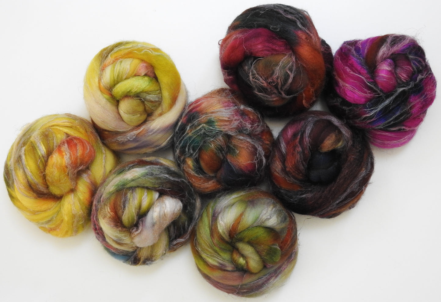 Flight of the Bumblebee Gradient Set (11.6 oz) - Merino/ Tussah Silk/ Natural Flax (50/25/25)