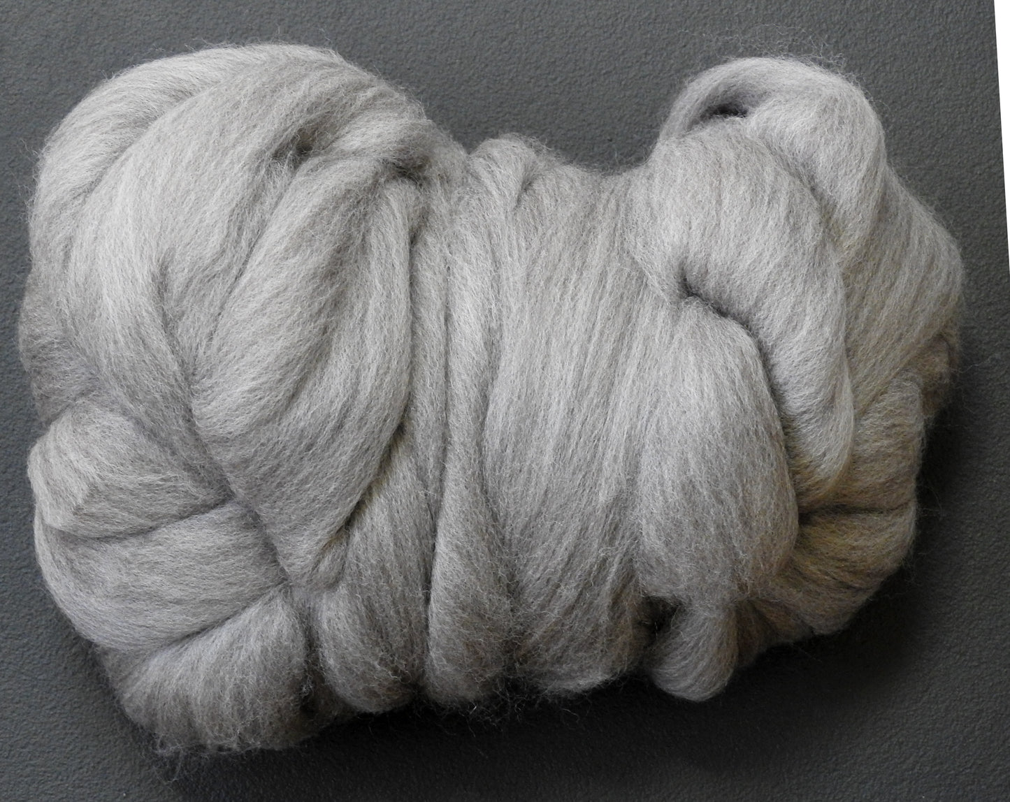 Pewter Haunui - ( 5 oz ) natural undyed Haunui Fiber from New Zealand