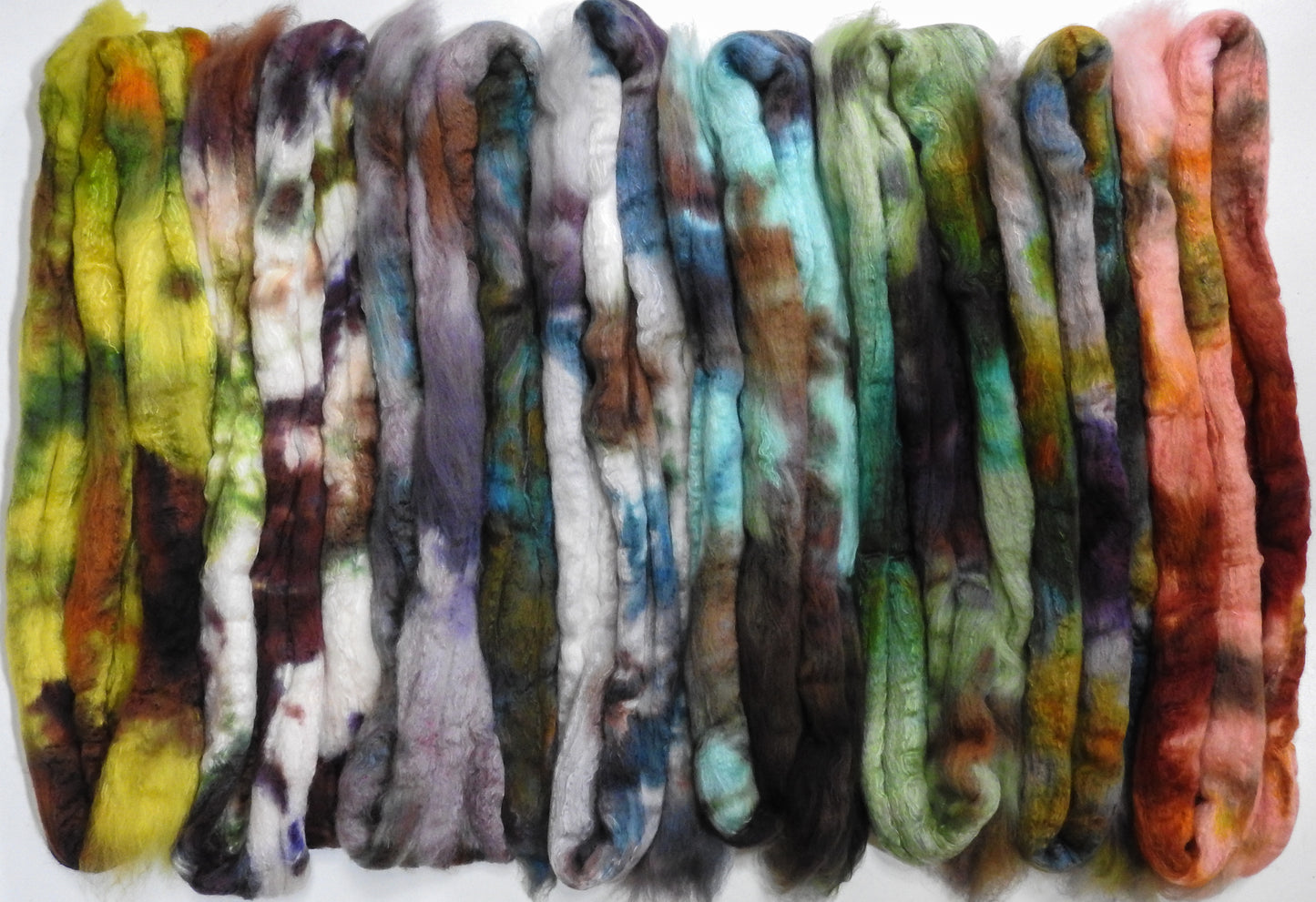 Raw Minerals -Dyed Gradient Set -Batt in a Braid #27- Lt. Grey Shetland/ Falkland Merino / tussah silk (50/25/25)