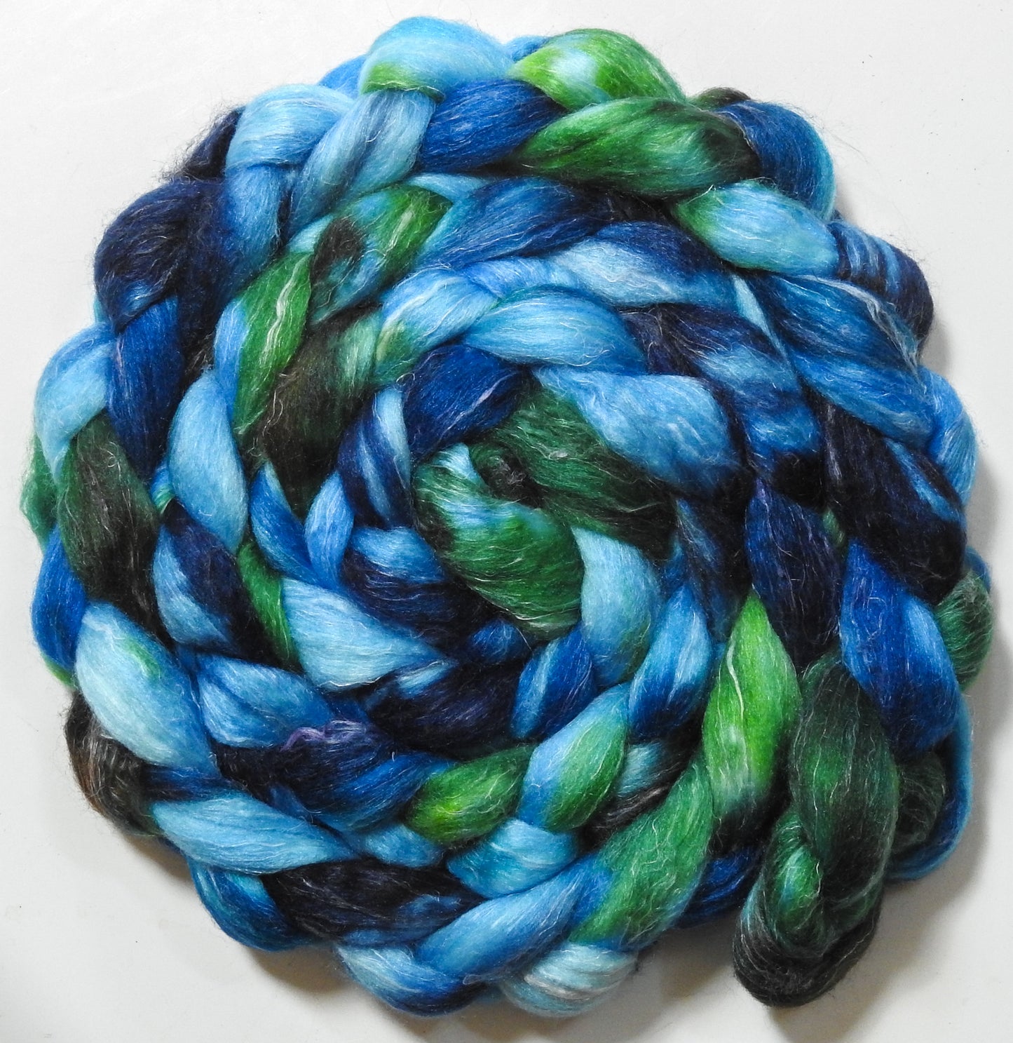 Tartan Army (5.9 oz) - Batt in a Braid #3 - Polwarth/ Tussah Silk/ Flax (50/25/25)