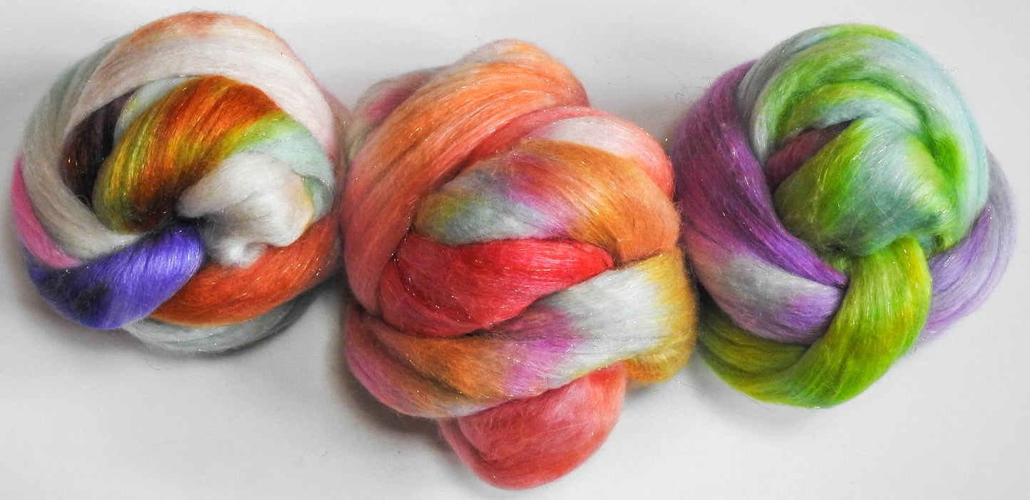 Dreamy - Gradient Braid Set -(5.7 oz).-Batt in a Braid #41 -Llama / Merino ( 18 mic.)/ Mulberry silk/ Stellina (40/30/25/5)