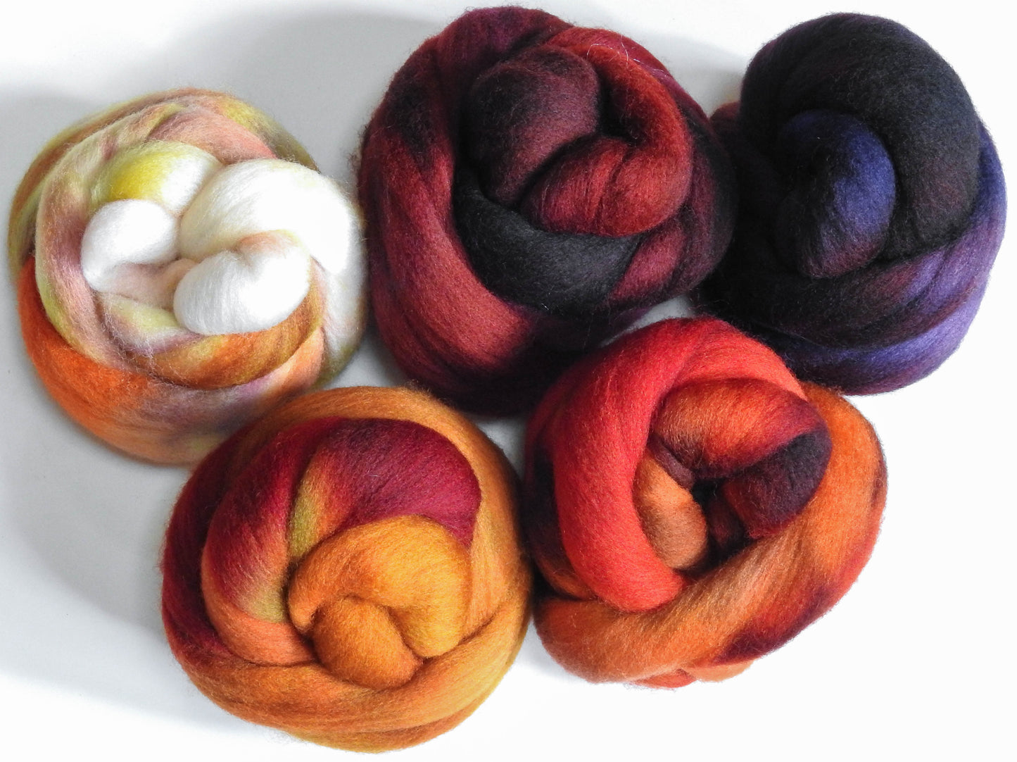 Red Panda -Gradient Braid Set -(~7 oz.) - Cormo ( ~23 mic)
