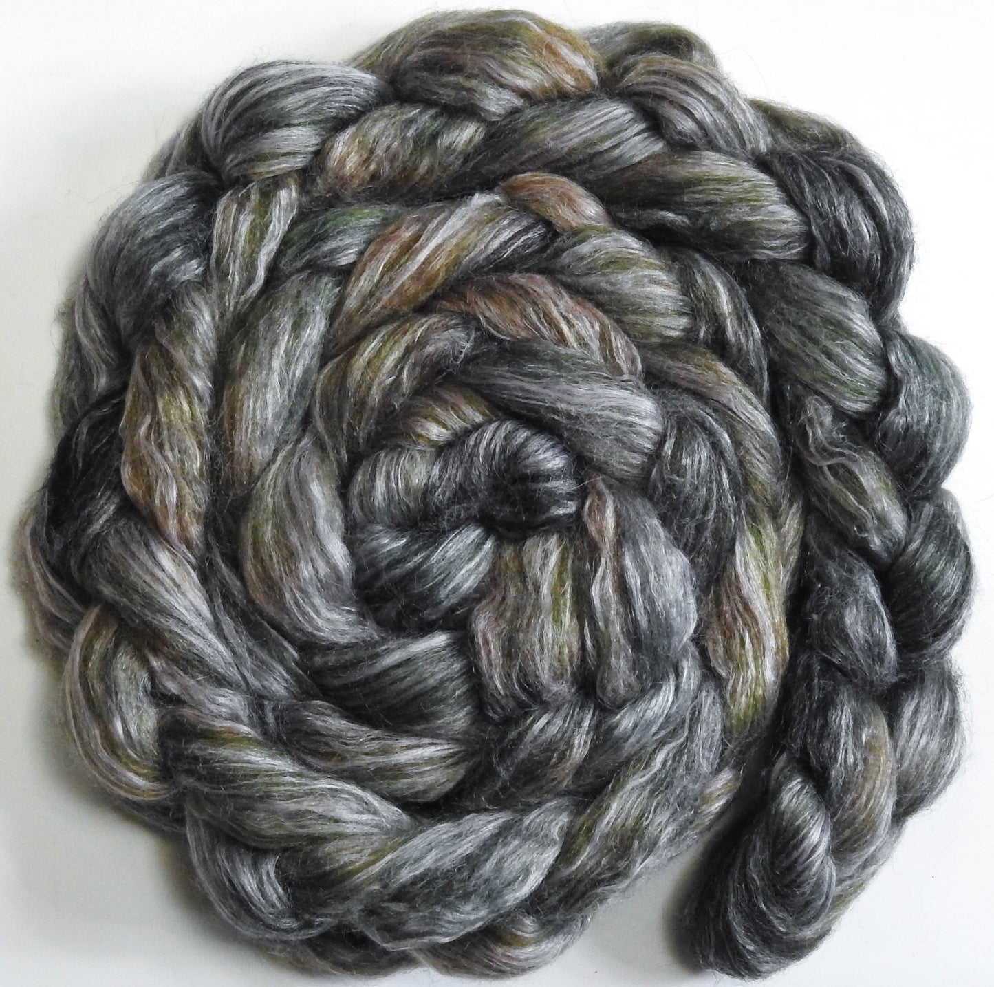 Green Tea - White-faced Woodland/ Ramie/ Llama/ Bamboo (35/35/15/15)-