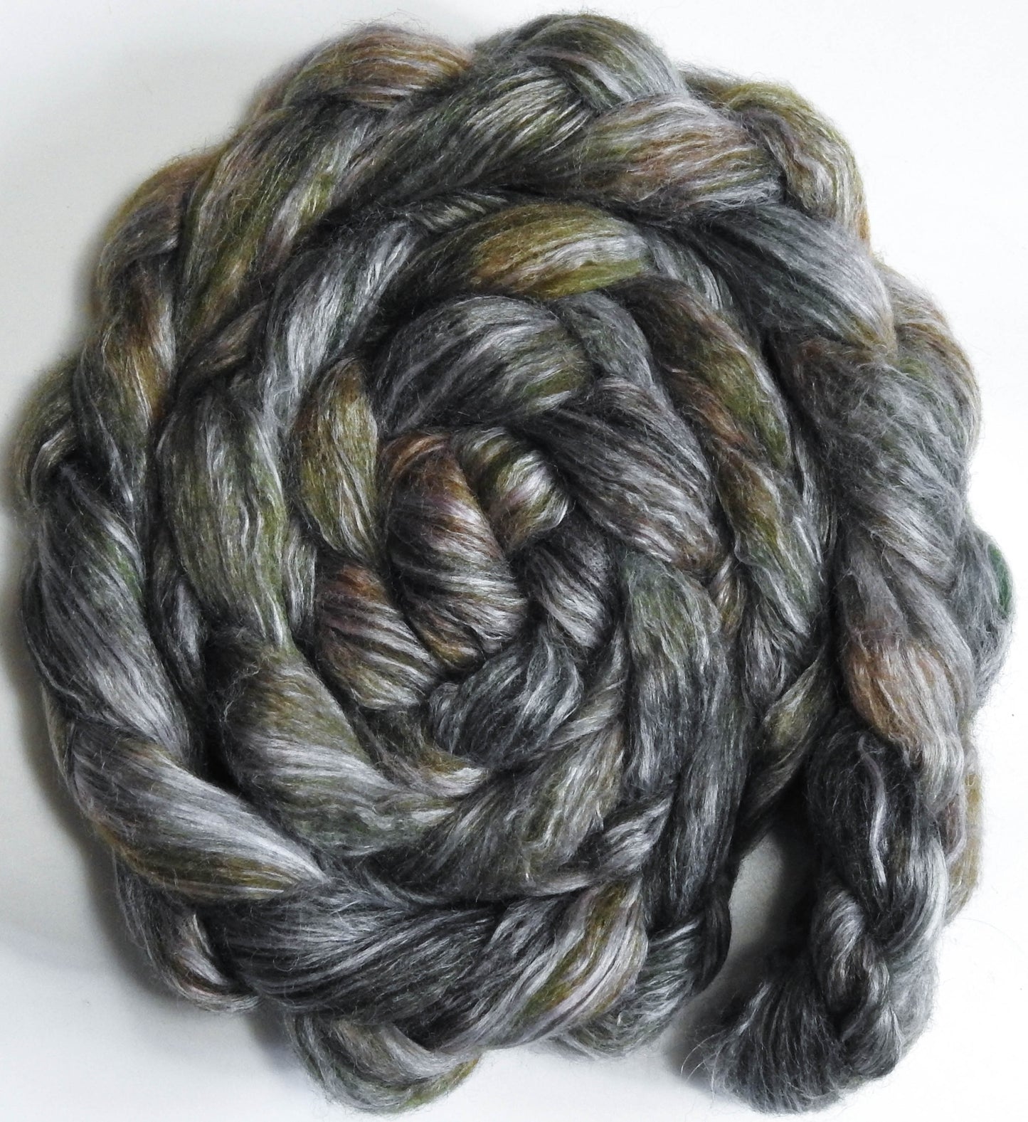 Green Tea - White-faced Woodland/ Ramie/ Llama/ Bamboo (35/35/15/15)-