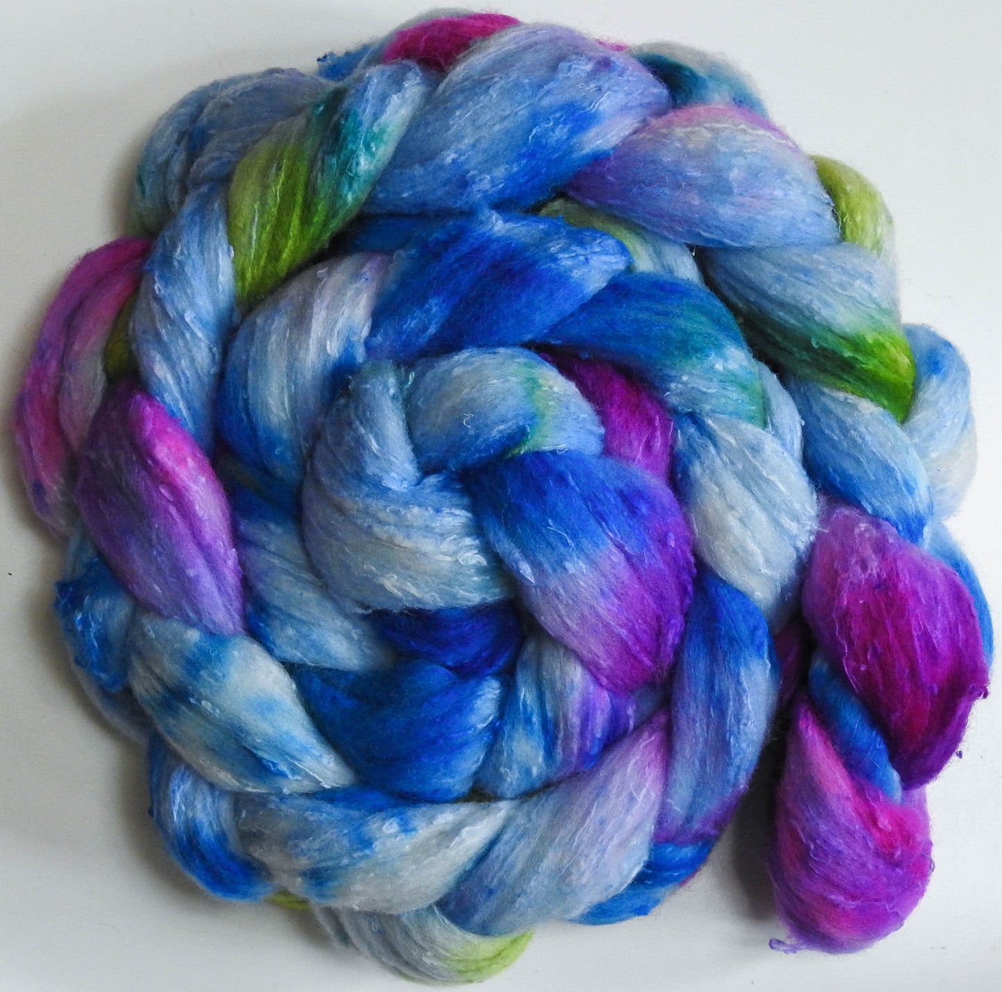 Kenergy (5.6 oz) - 25 micron Merino/ Silk Slubs (70/30)