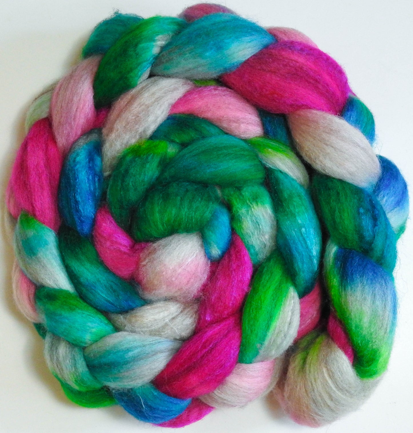 Malibu Beach -(5.7 oz)-Batt in a Braid #27- Lt. Grey Shetland/ Falkland Merino / tussah silk (50/25/25)
