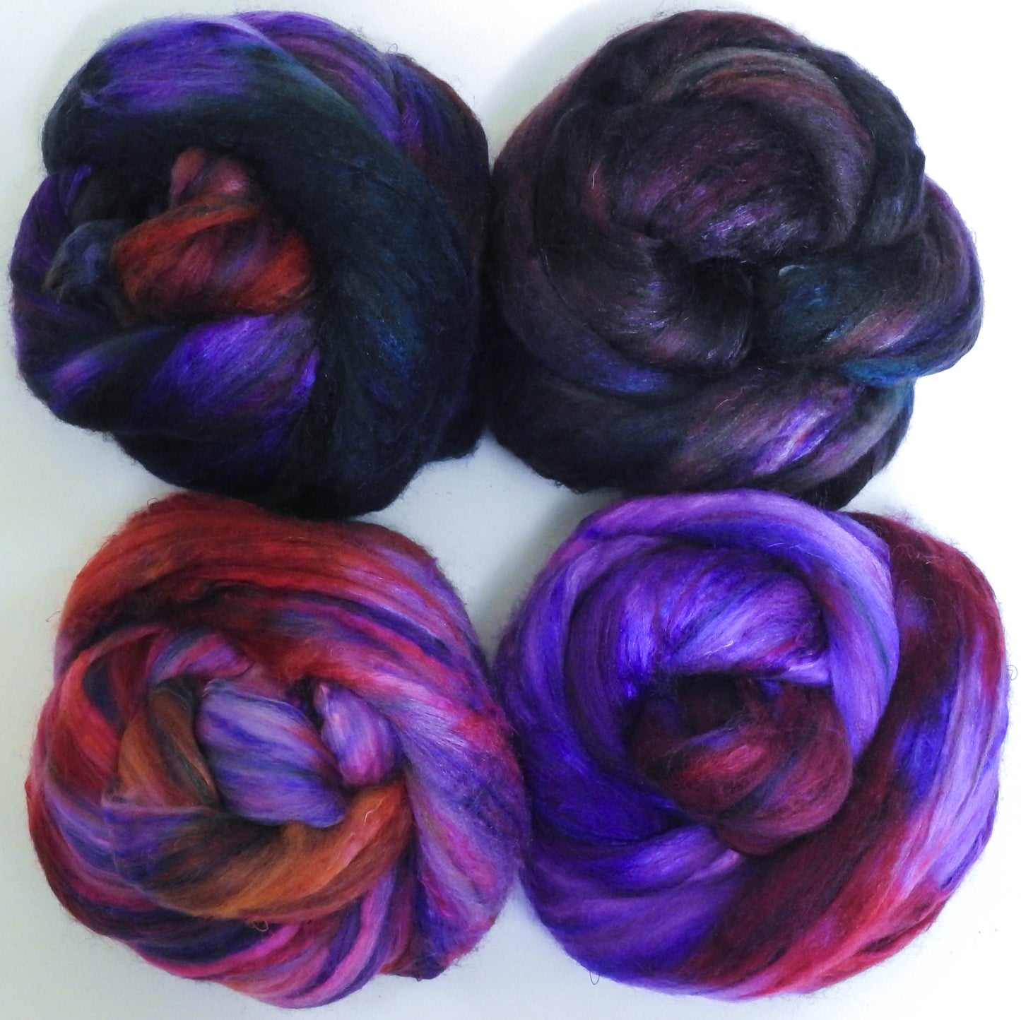 Amaranth - Gradient Braid Set -(5.7 oz) - Batt in a Braid #39 - Merino/ Mulberry Silk / Sari Silk (50/25/25)