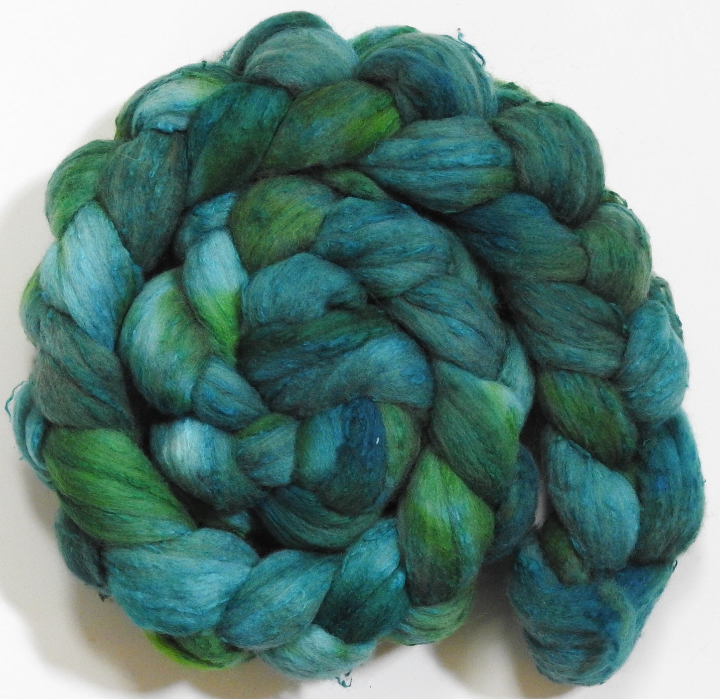 Neptune (5.6 oz)- 25 micron Merino/ Silk Slubs (70/30)