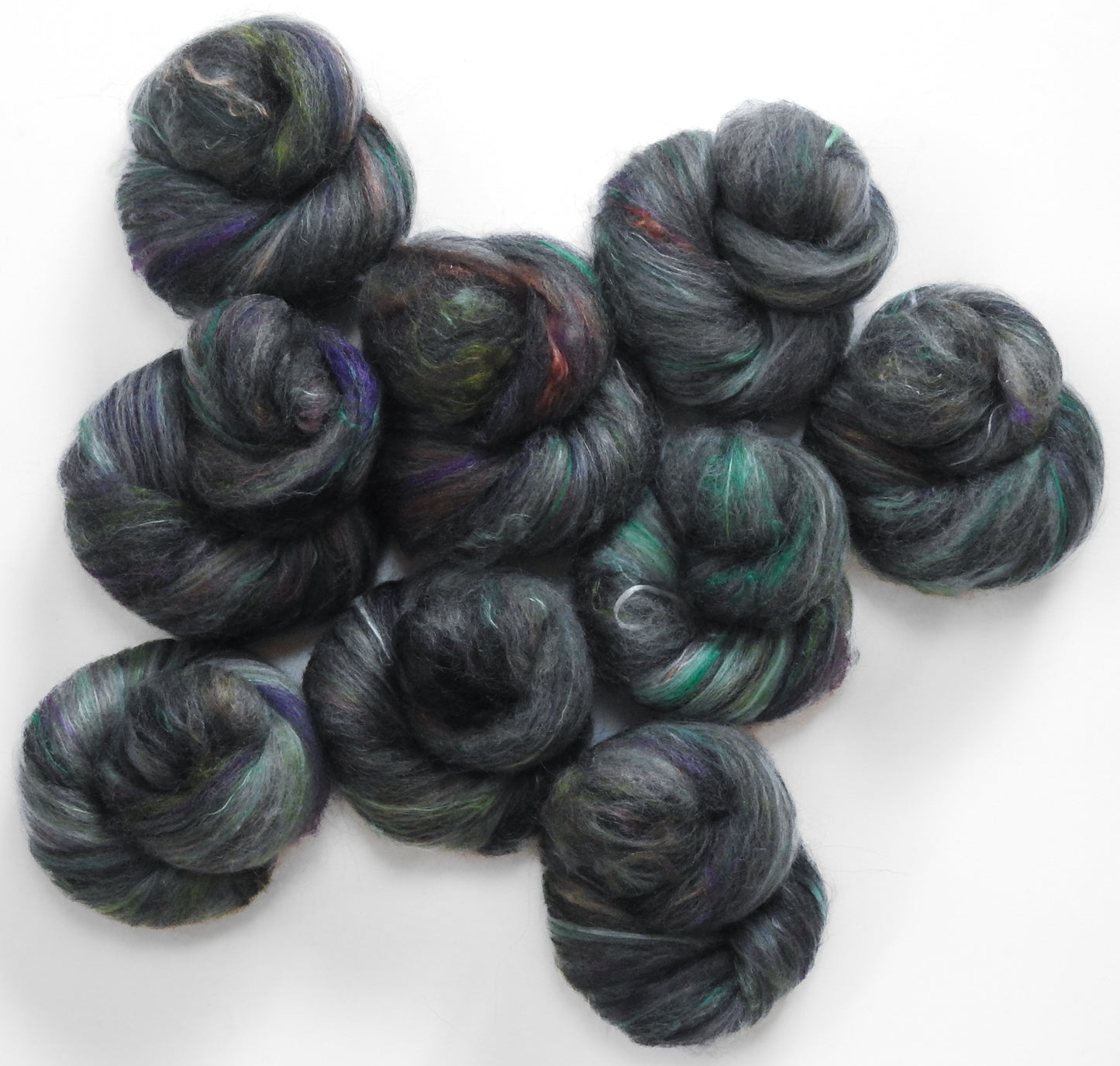 Nightshade (4 oz.) NON-Sparkle Sticklebatts -CVM/Rambouillet/Border Leicester X fleece, merino, Hebridean, silk, bamboo