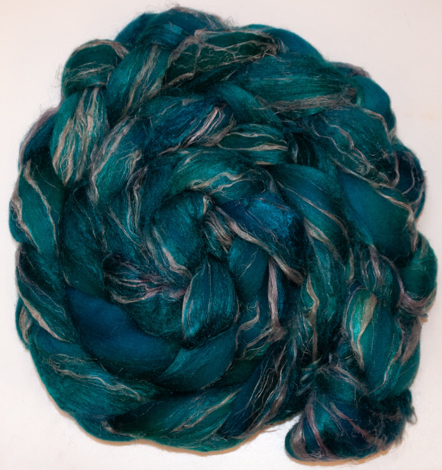 Fairy Pools (5.6 oz) Merino/ Tussah Silk/ Natural Flax (50/25/25)