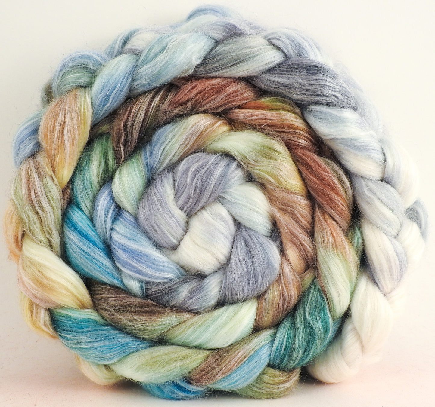 Calm Sea - White-faced Woodland/ Ramie/ Llama/ Bamboo (35/35/15/15)