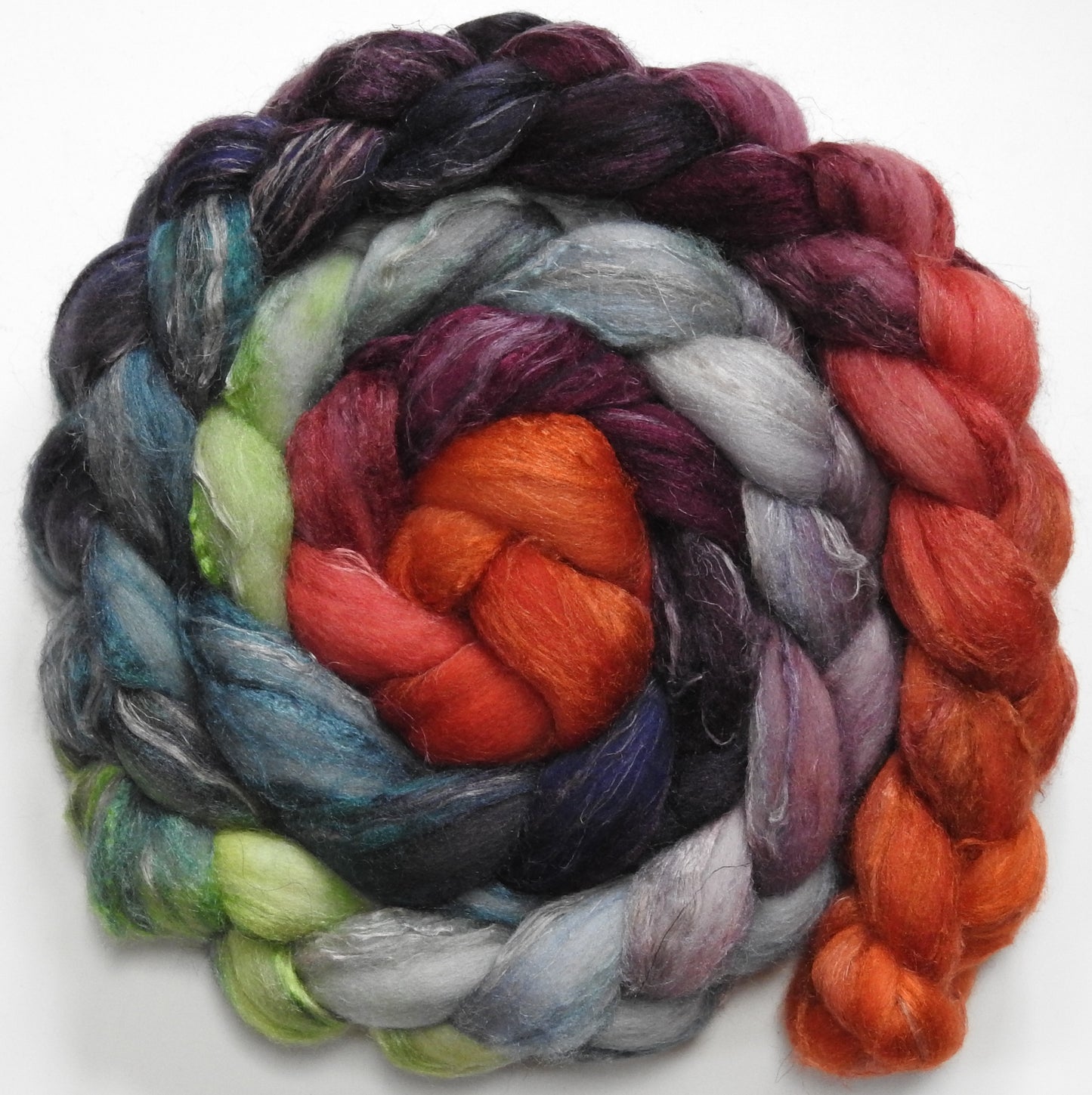 Ruby Throat (5.5 oz) Merino/ Tussah Silk/ Natural Flax (50/25/25)