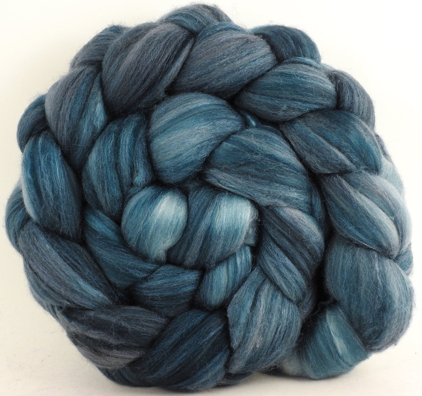 Bluestone - Batt in a Braid #35 - Sw Merino (18.5 mic) /Merino (18.5 mic) / Tussah Silk (40/40/20)