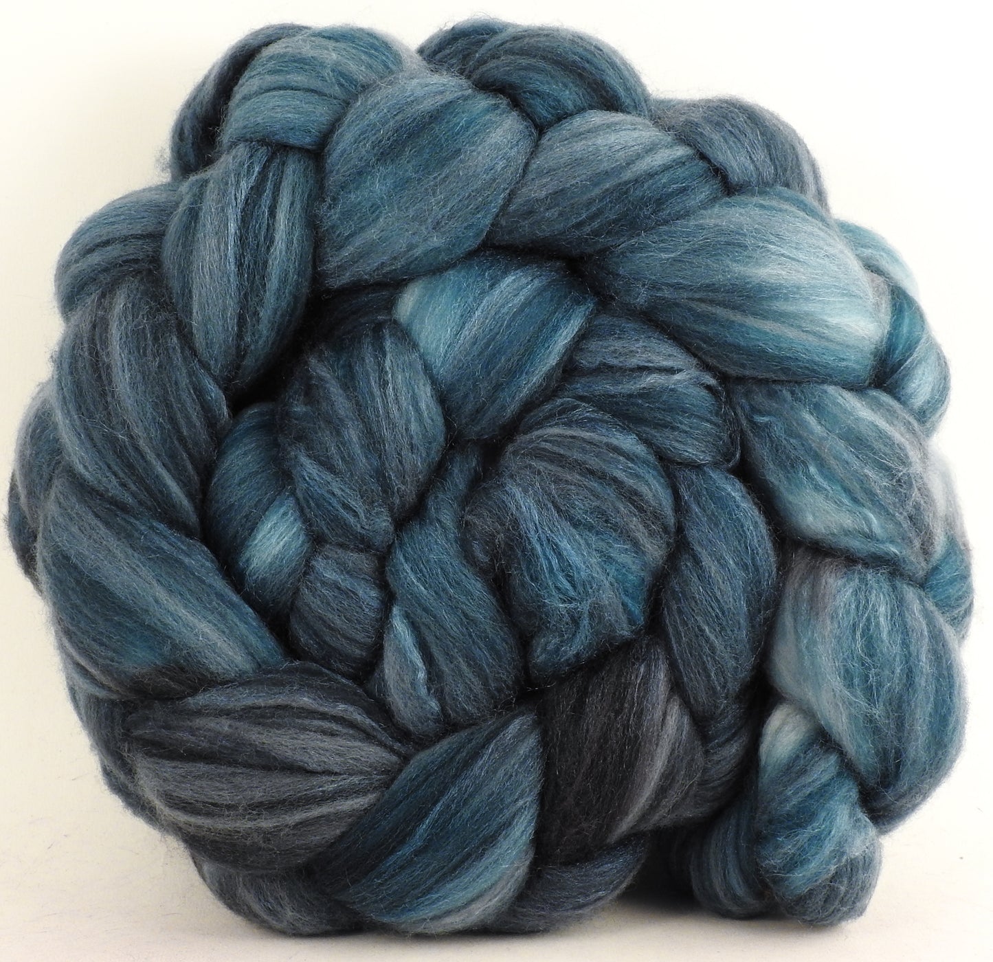 Bluestone - Batt in a Braid #35 - Sw Merino (18.5 mic) /Merino (18.5 mic) / Tussah Silk (40/40/20)