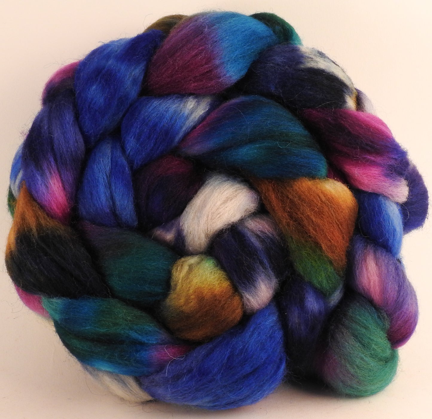 Batt in a Braid #27 - Electric Slide -( 5.3 oz. ) Lt. Grey Shetland/ Falkland Merino / tussah silk (50/25/25) - Inglenook Fibers