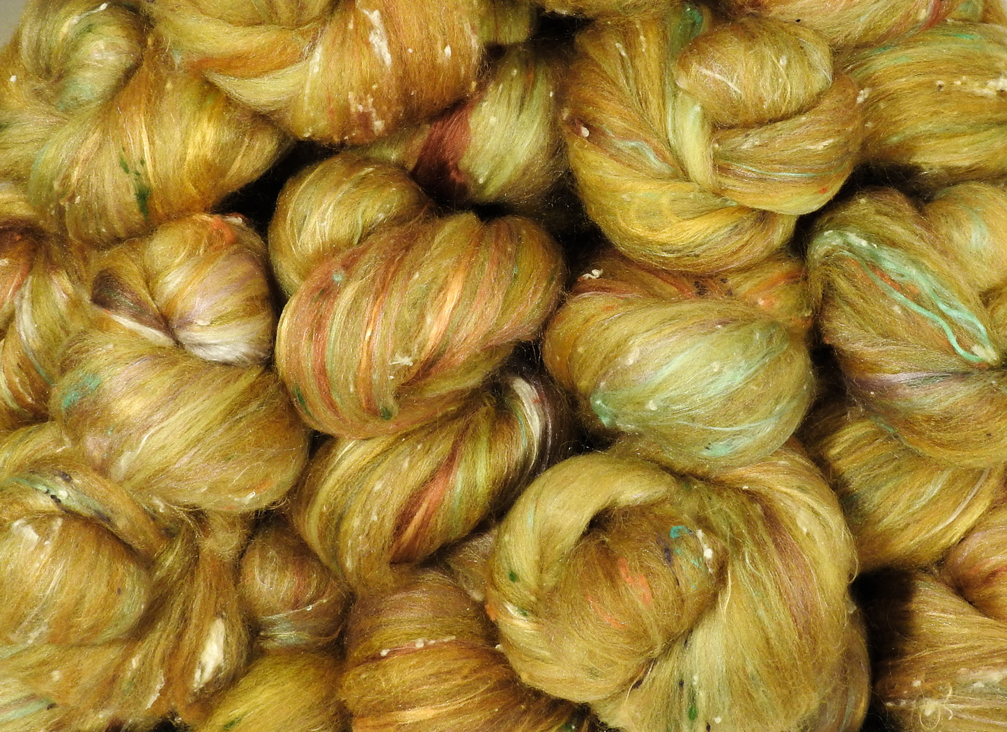 Honeycomb - Sticklebatts - 30% Romney x Montadale fleece, merino, rambouillet, silk, bamboo, silk noil, (firestar and angelina in the sparkle batts) - Inglenook Fibers