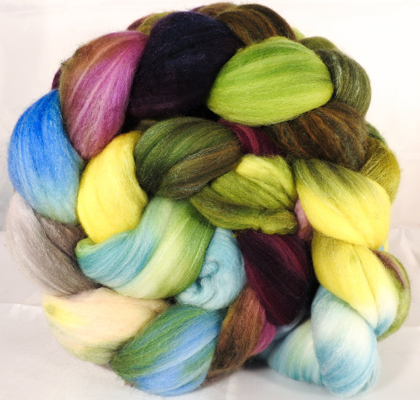 Batt in a Braid #35 -Milkweed- (5.1 oz.)Sw Merino (18.5 mic) /Merino (18.5 mic) /tussah Silk ( 40/40/20 ) - Inglenook Fibers