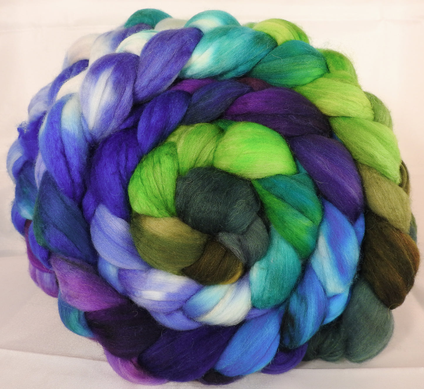 Batt in a Braid #34 -Water Pixie - (5.4 oz.) Sw Merino ( 18.5 mic) / Camel / Nylon ( 70/15/15 ) - Inglenook Fibers