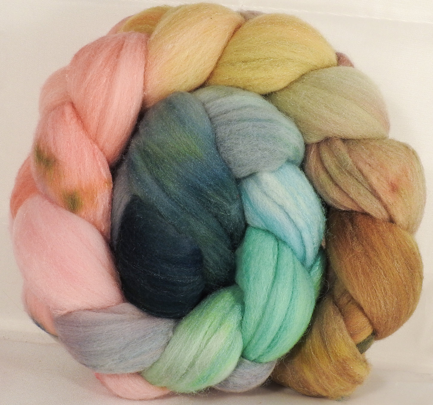 Rambouillet /tussah silk (75/25) - Shabby Chic -5.3 oz. - Inglenook Fibers