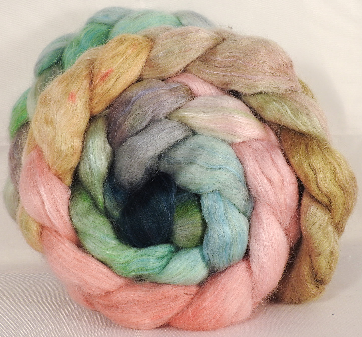 Wensleydale/ mulberry silk roving (65/35) - Shabby Chic - 5.2 oz. - Inglenook Fibers