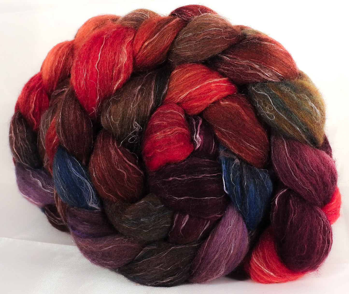 Batt in a Braid #32-Gnomes-(5.1 oz) Manx Loaghtan/ Wht Bfl / Tussah Silk/ Flax( 30/30/30/10) - Inglenook Fibers