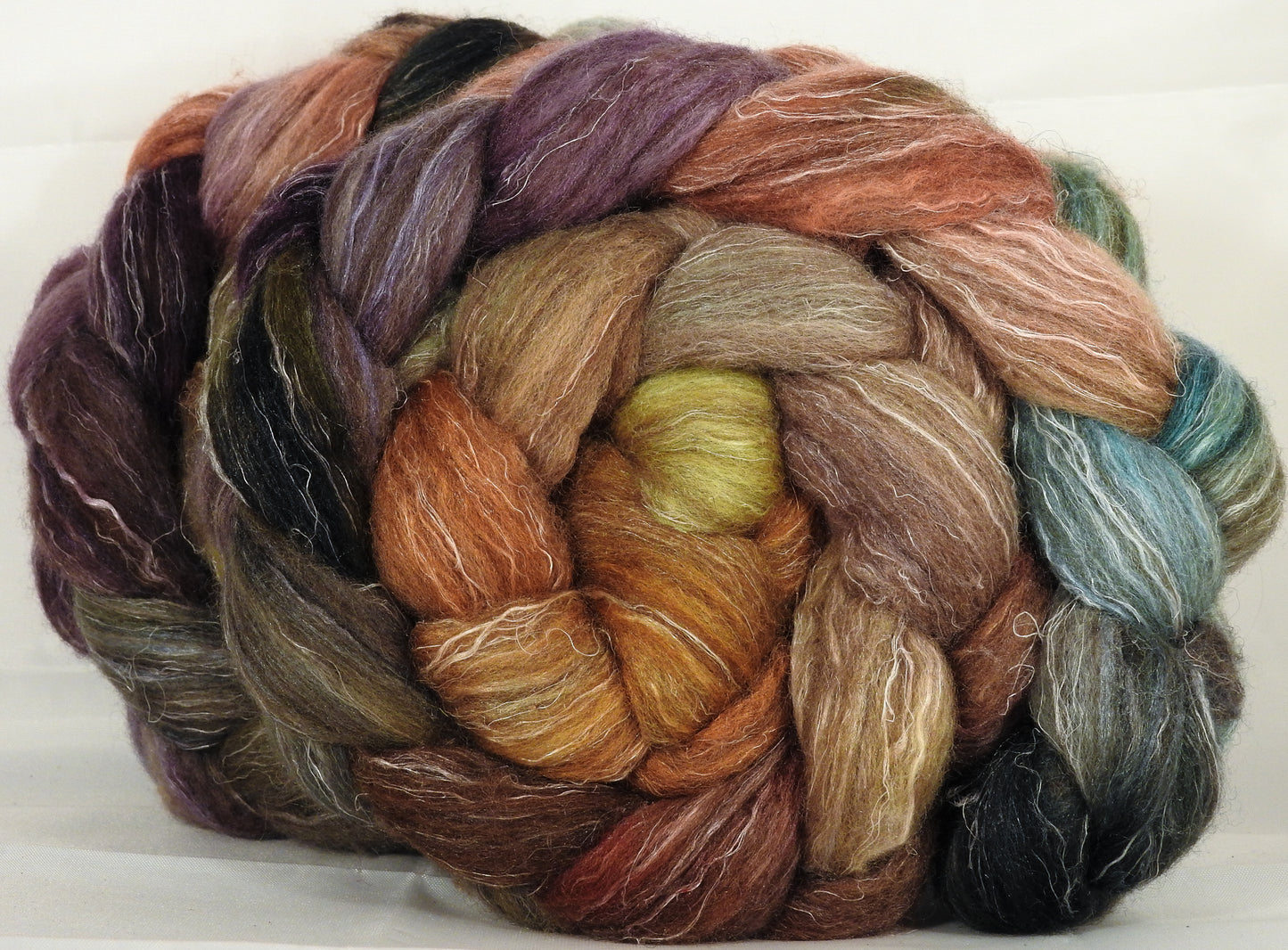 Batt in a Braid #32- Camel Rider -(5.3 oz) Manx Loaghtan/ Wht Bfl / Tussah Silk/ Flax( 30/30/30/10) - Inglenook Fibers