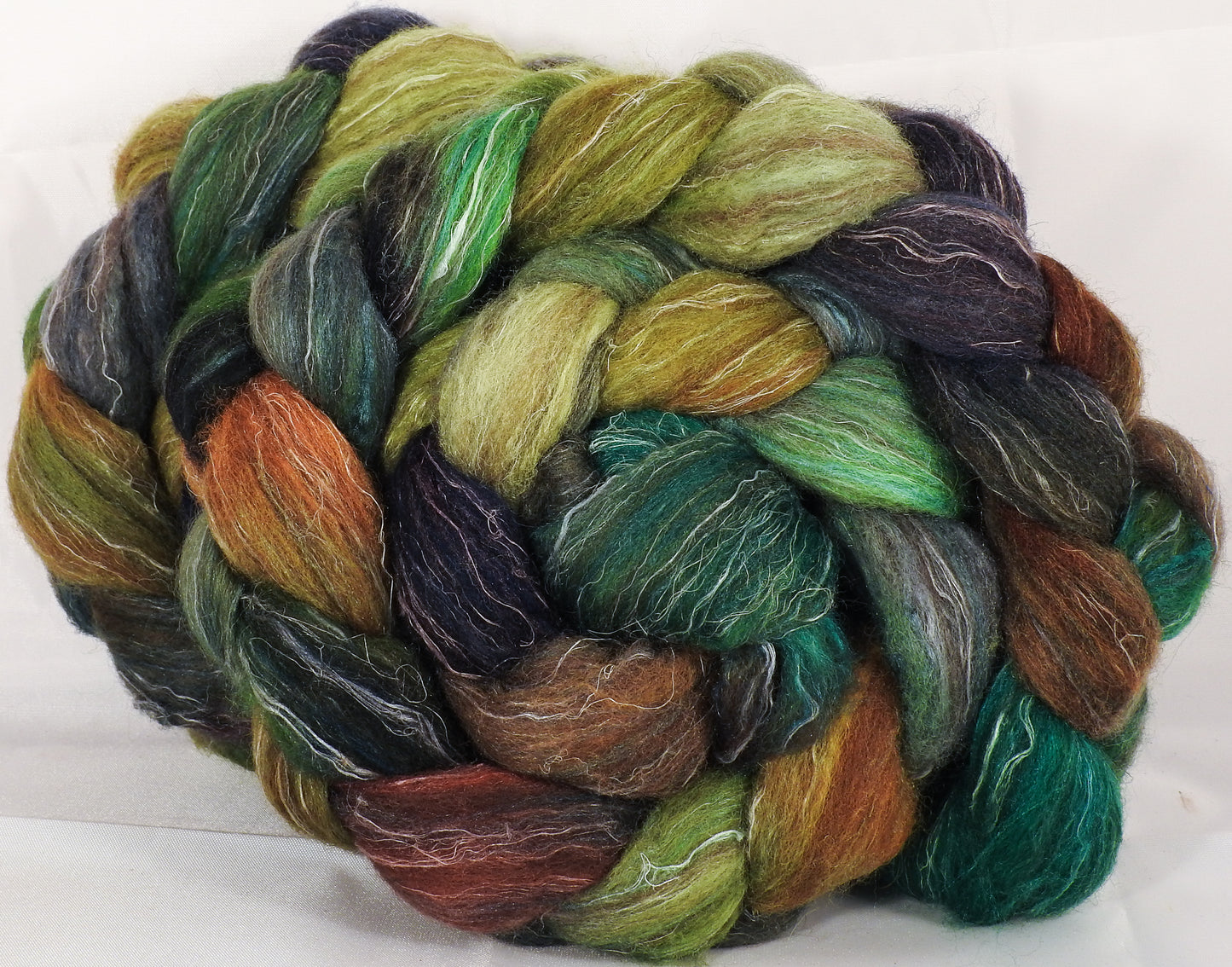 Batt in a Braid #32-Mossy-(5.2 oz) Manx Loaghtan/ Wht Bfl / Tussah Silk/ Flax( 30/30/30/10) - Inglenook Fibers