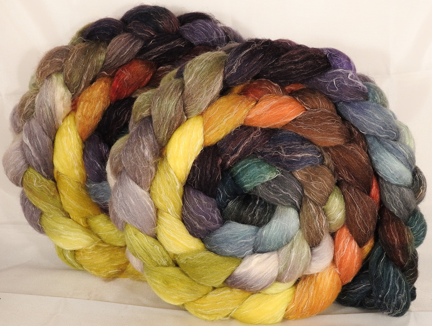 Batt in a Braid #29 - Golden Chain Tree (5.3 oz.) Rambouillet / Tussah / Flax (40/40/20) - Inglenook Fibers