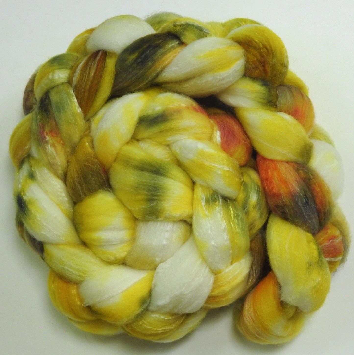 Daffodil (5.7 oz)- Targhee/silk/ bamboo (80/10/10)