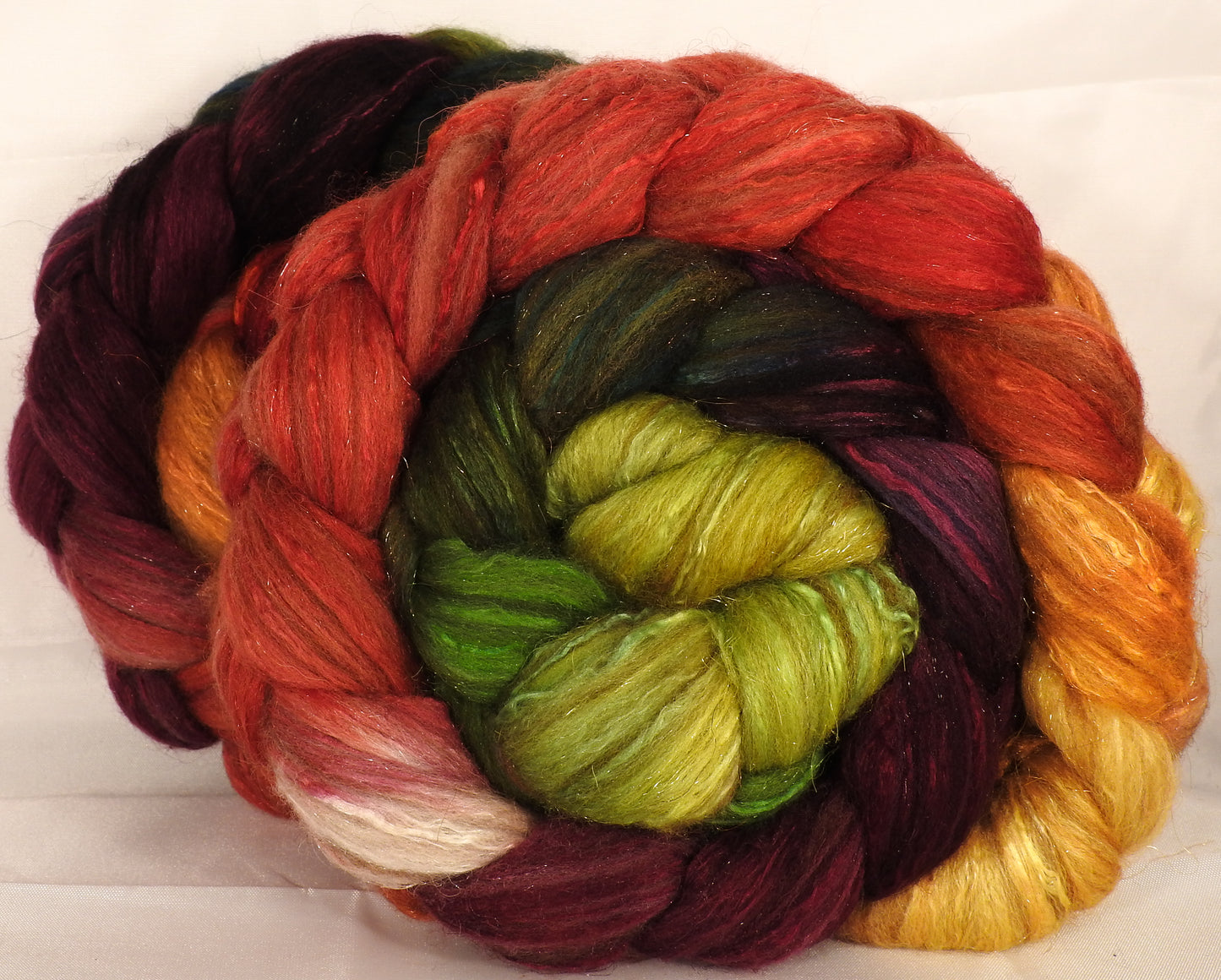 Batt in a Braid #7 -Woodbine-Polwarth/ Manx / Mulberry silk/ Firestar (30/30/30/10) - Inglenook Fibers