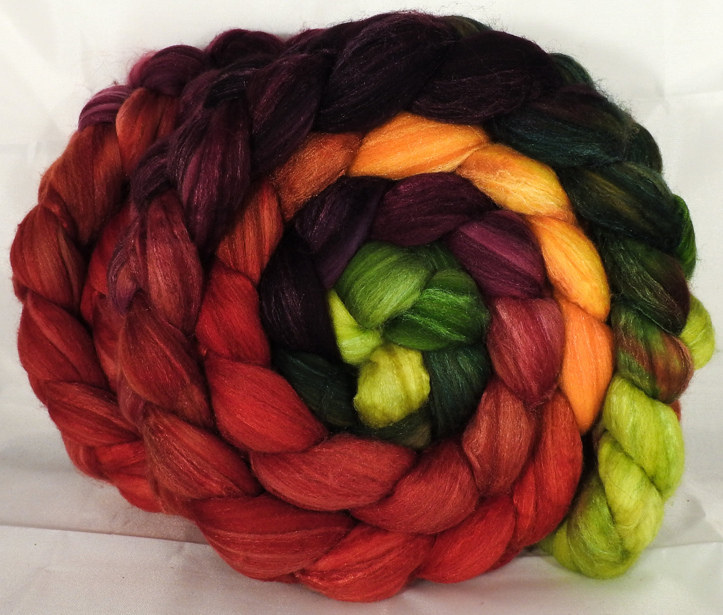 Batt in a Braid #35 -Woodbine- Sw Merino (18.5 mic) /Merino (18.5 mic) / Tussah Silk (40/40/20) - Inglenook Fibers