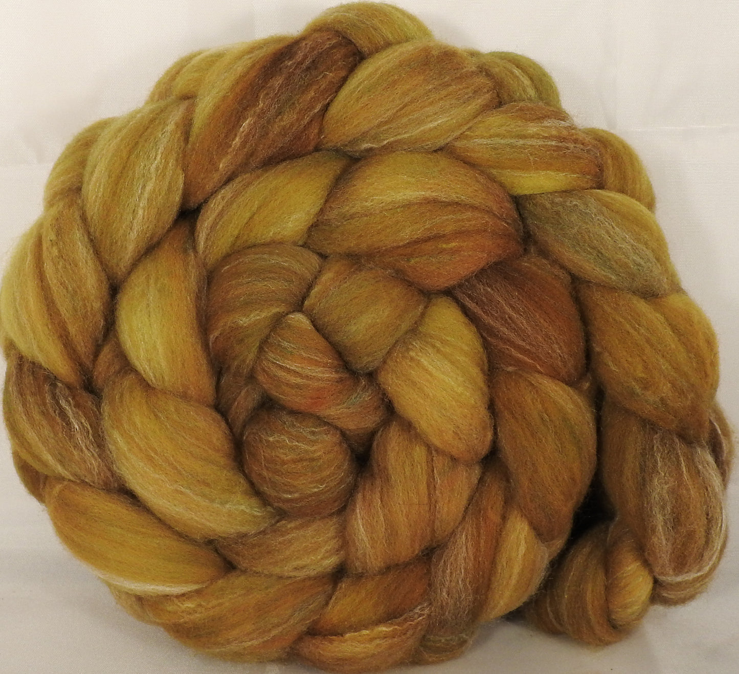 Batt in a Braid #7 -Gold Bar-(5.3 oz.)Polwarth/ Manx / Mulberry silk/ Firestar (30/30/30/10) - Inglenook Fibers