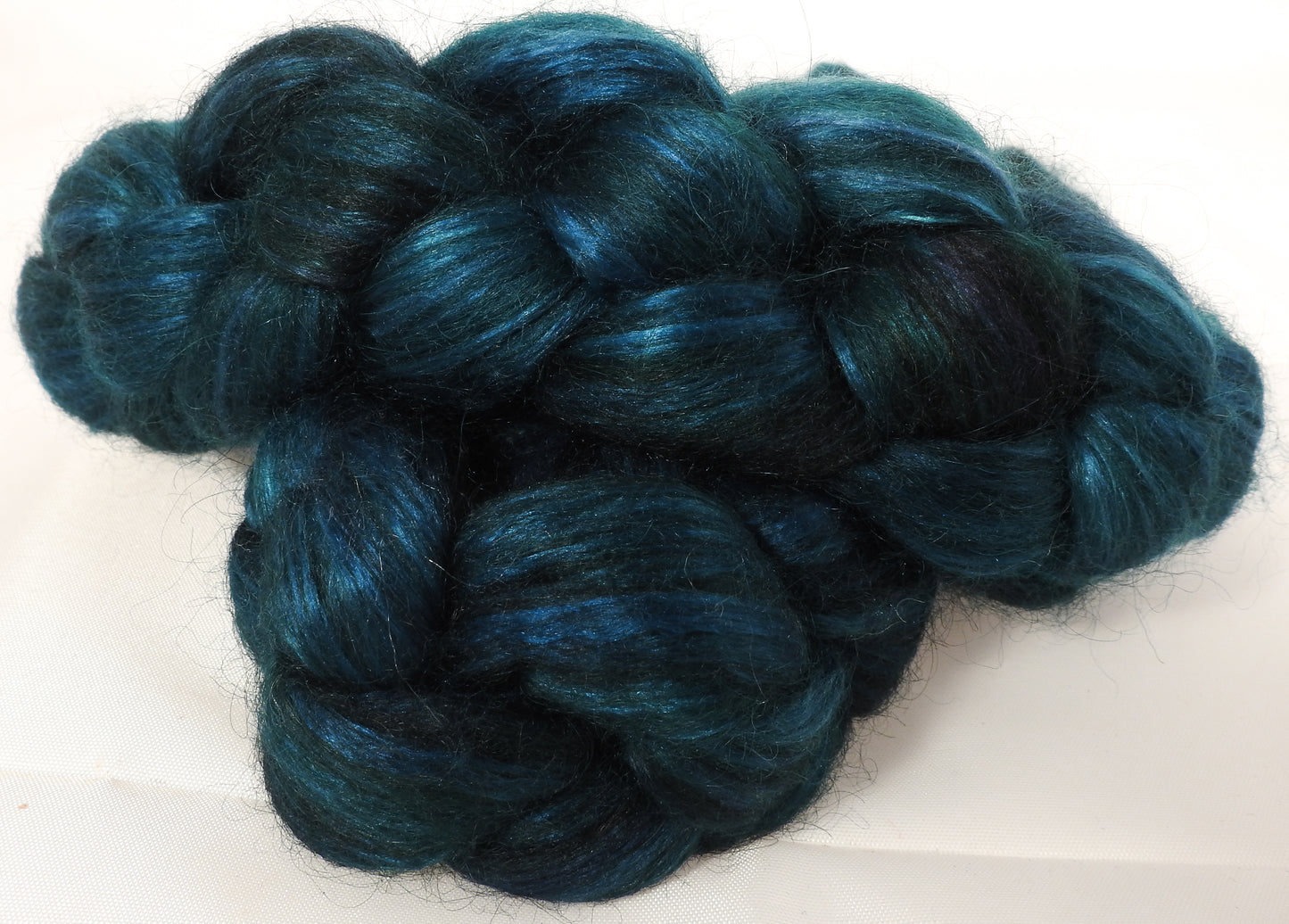 Wensleydale/ mulberry silk roving ( 65/35) -Maelstrom- (5.2 oz.) - Inglenook Fibers