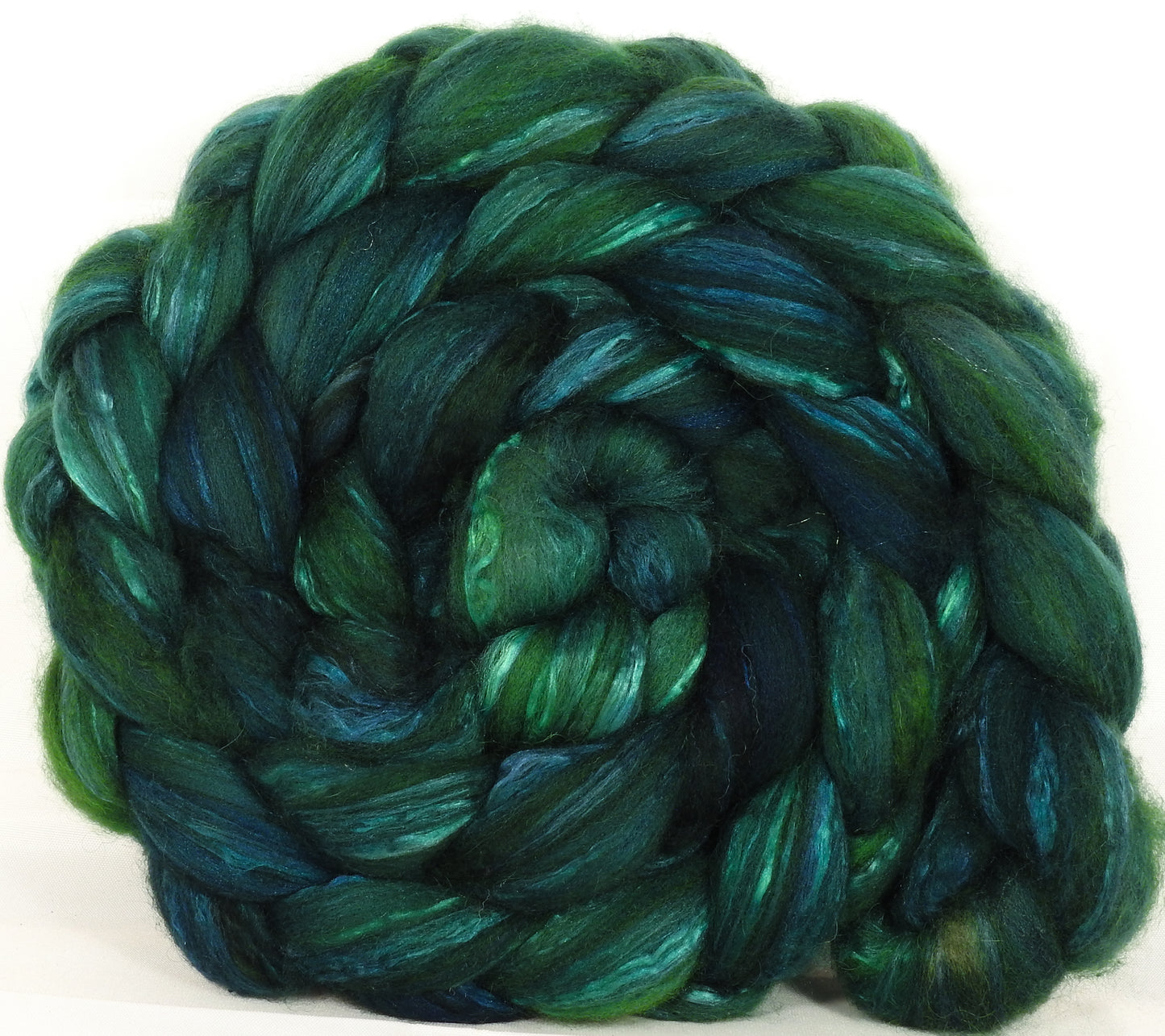 Batt in a Braid #5 -Juniper -(5.9 oz.) Merino/ Camel/ silk/ faux cashmere/ firestar (25/25/25/12/12) - Inglenook Fibers