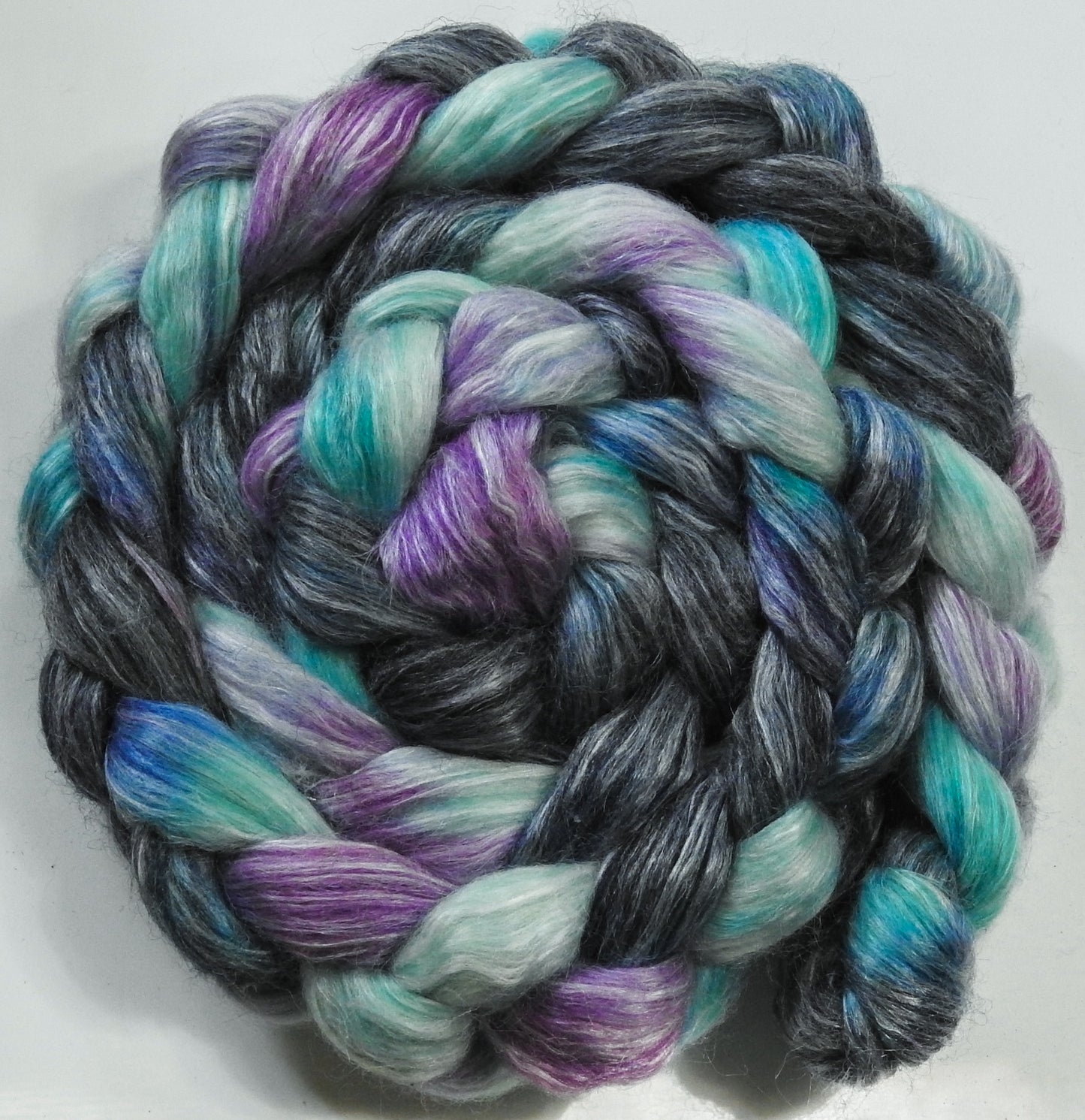 Brain Freeze - White-faced Woodland/ Ramie/ Llama/ Bamboo (35/35/15/15)