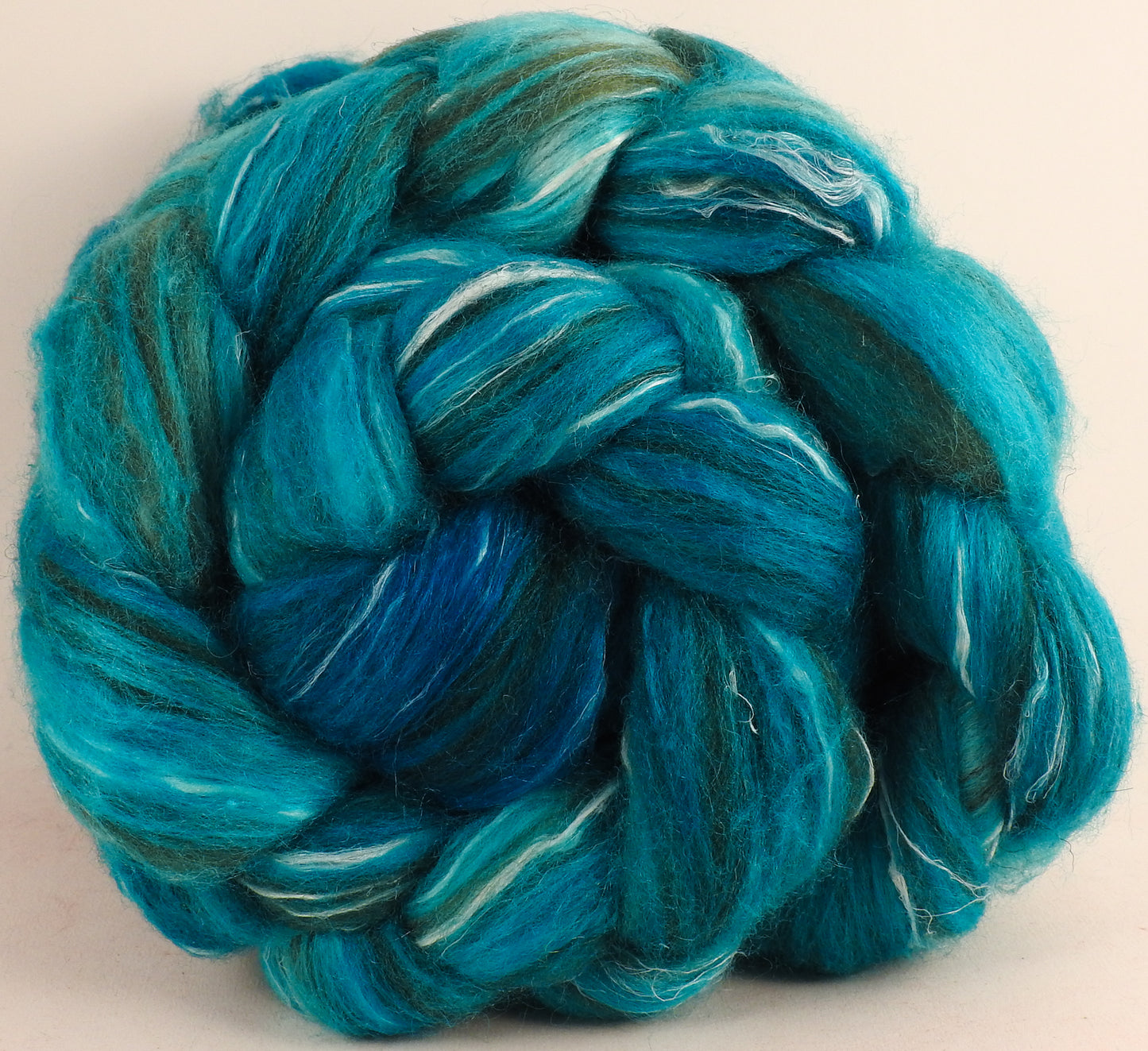 Batt in a Braid #32-Celestial -(5.6 oz) Manx Loaghtan/ Wht Bfl / Tussah Silk/ Flax( 30/30/30/10)