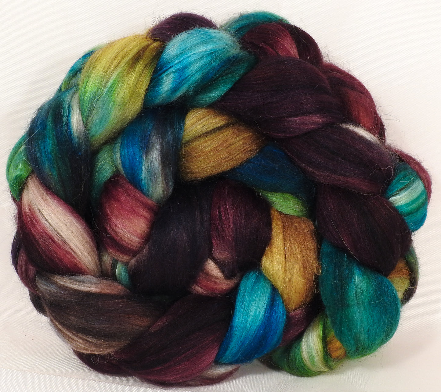 Batt in a Braid #40-Sea Urchin- YAK / Baby Alpaca / Mulberry silk/ Merino ( 18 mic)(30/30/30/10) - Inglenook Fibers