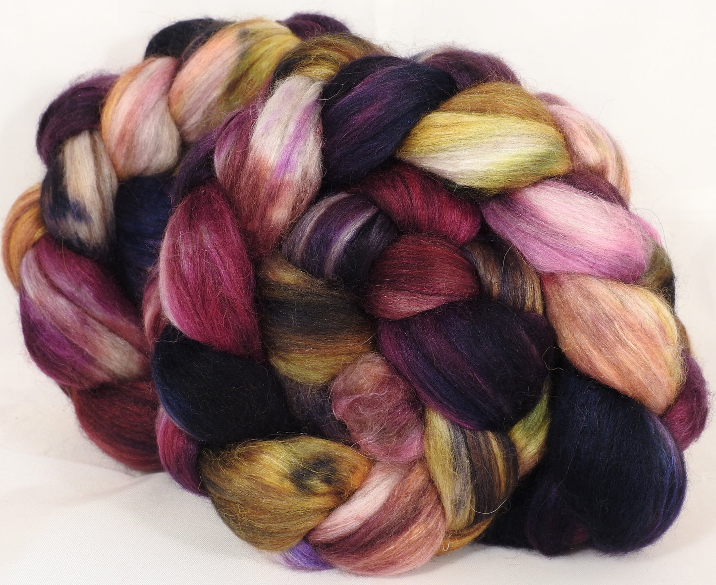 Batt in a Braid #40-Raisins- (4.5 oz.)YAK / Baby Alpaca / Mulberry silk/ Merino ( 18 mic)(30/30/30/10) - Inglenook Fibers