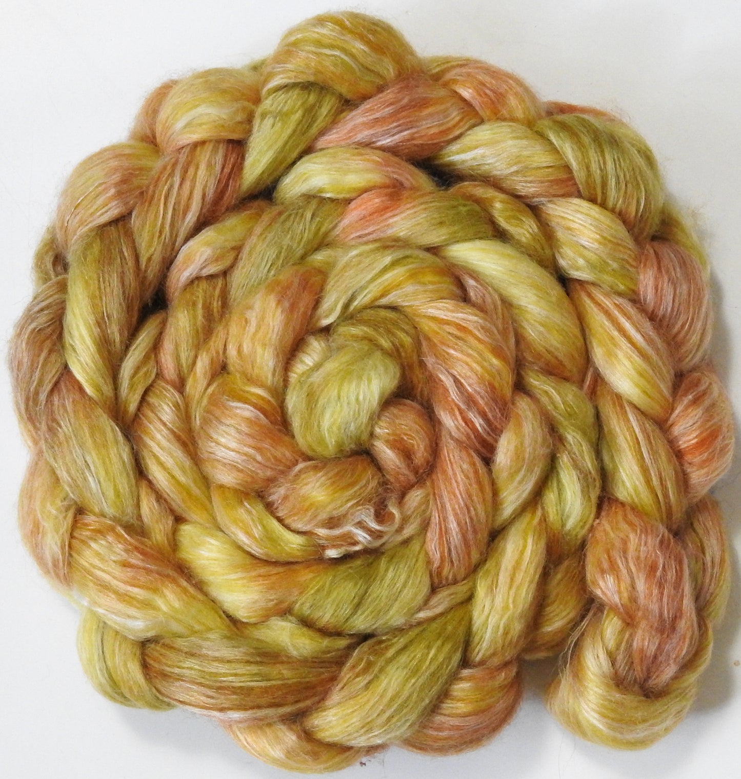 (5.5 oz.)- White-faced Woodland/ Ramie/ Llama/ Bamboo (35/35/15/15)-