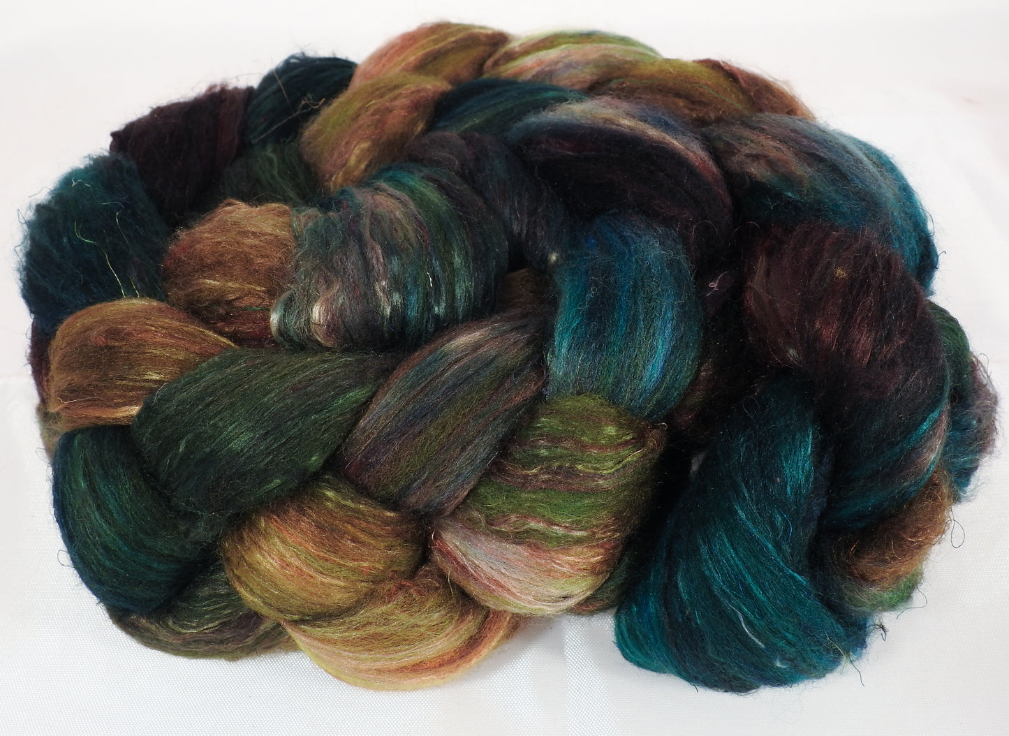 Batt in a Braid #39-SARI-20-(4.7 oz.)Falkland Merino/ Mulberry Silk / Sari Silk (50/25/25) - Inglenook Fibers