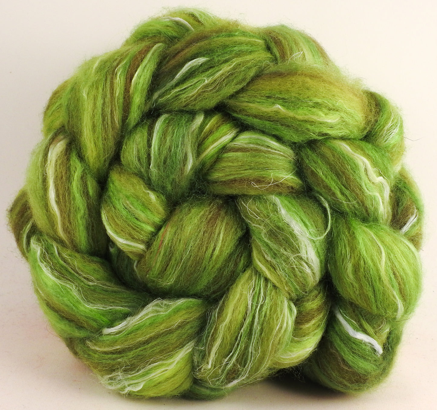 Batt in a Braid #32 - Tree Frog -(5.5 oz) Manx Loaghtan/ Wht Bfl / Tussah Silk/ Flax( 30/30/30/10)