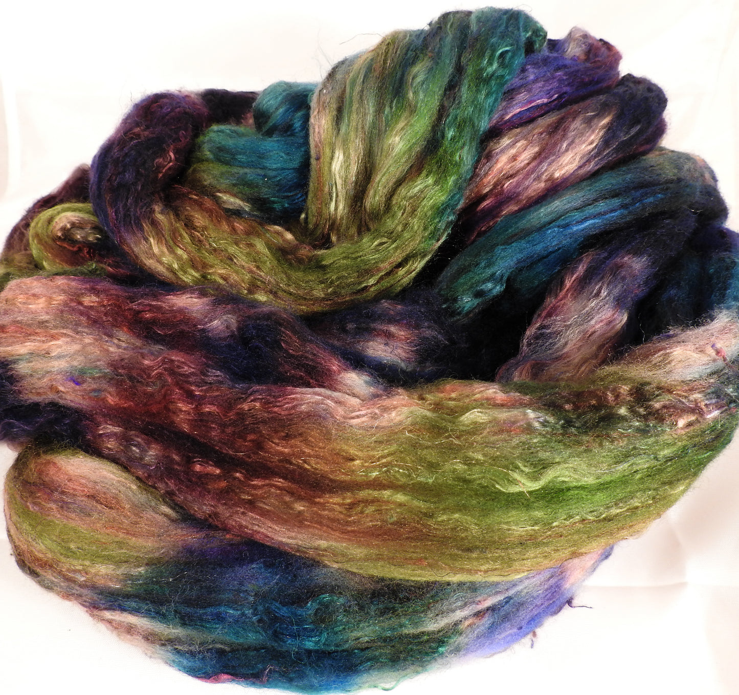 Batt in a Braid #39-SARI-23-Falkland Merino/ Mulberry Silk / Sari Silk (50/25/25) - Inglenook Fibers