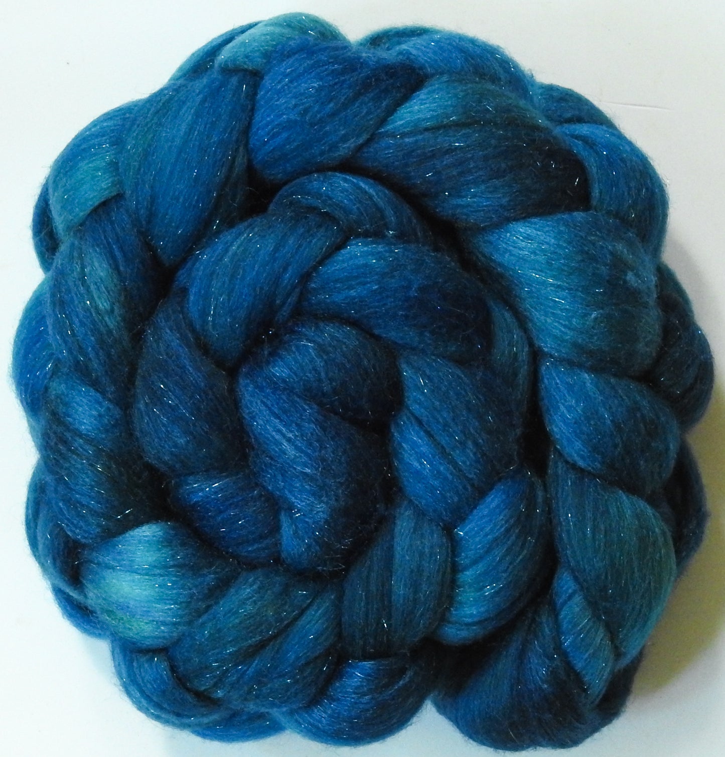 Mariner-(5.5 oz) Batt in a Braid #58-Superfine Merino/ Tussah silk/ Gold Stellina(65/25/10)