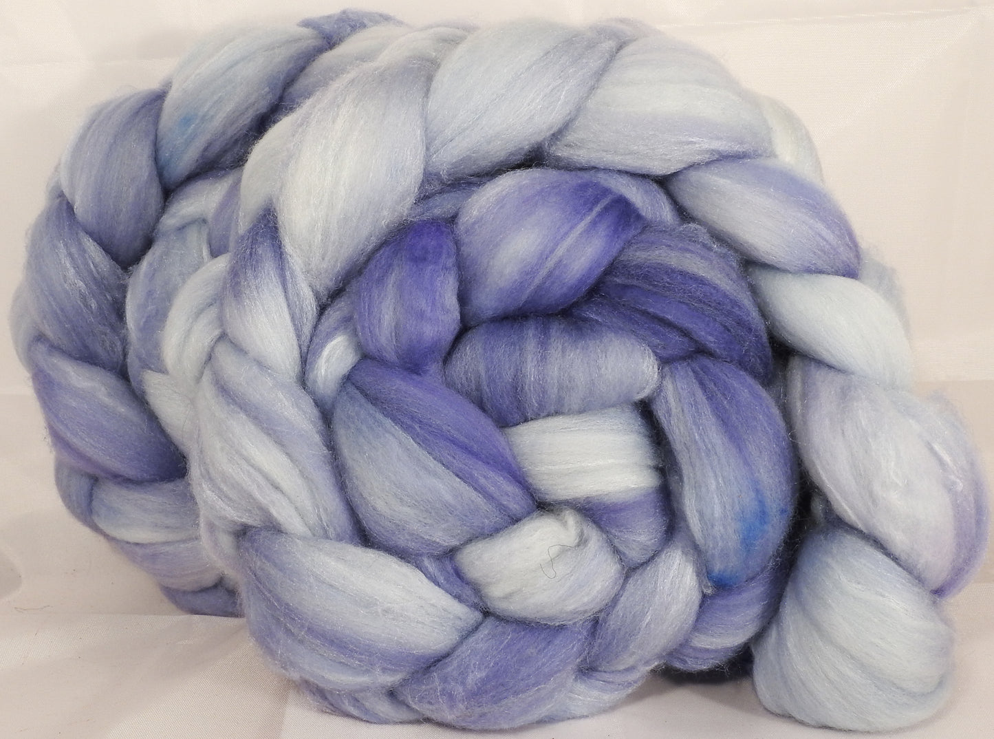 Batt in a Braid #35 - Silver Lining - (4.7 oz.) Sw Merino (18.5 mic) /Merino (18.5 mic) / Tussah Silk (40/40/20) - Inglenook Fibers