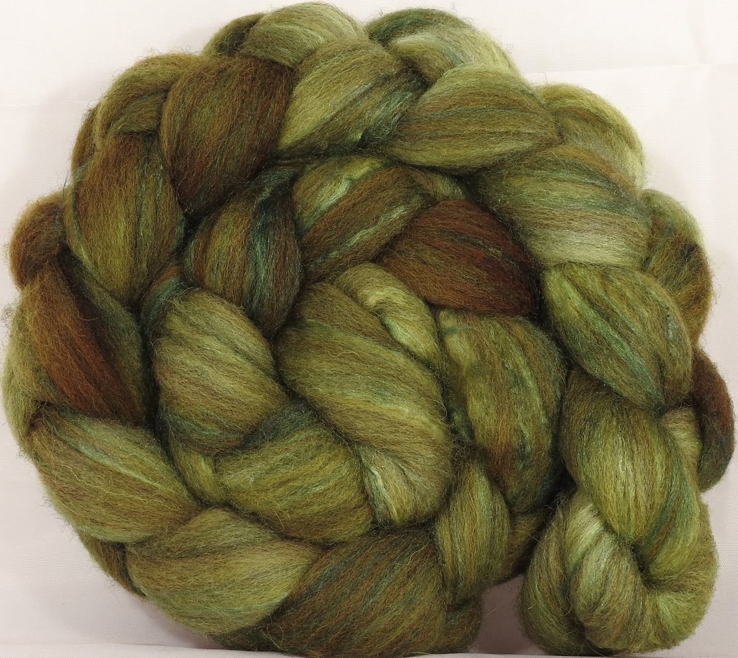 Mixed UK Bfl/ Tussah Silk (75/25) - Wasabi - (5 oz.) - Inglenook Fibers
