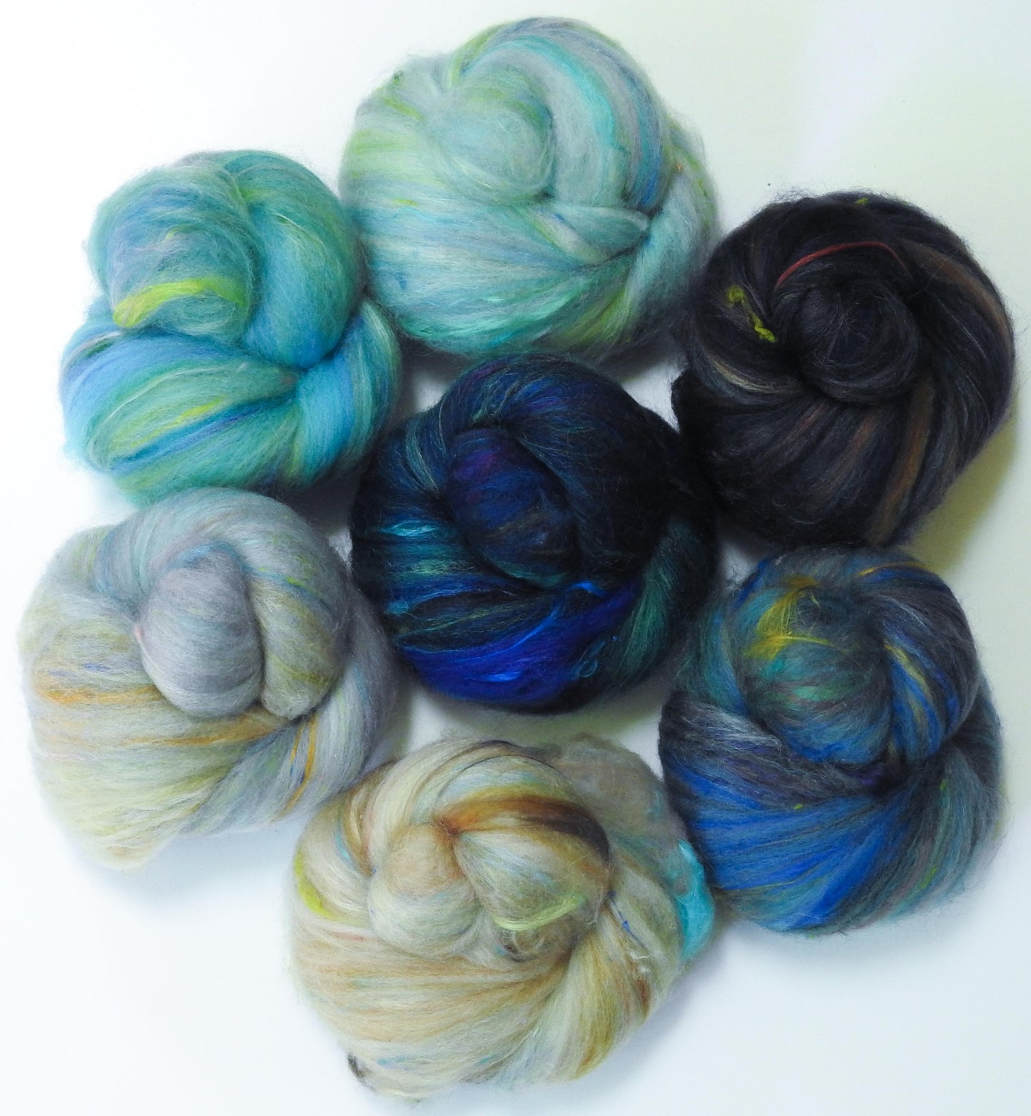 Non-sparkle Sticklebatts - The Needle's Eye (5.2 oz) - 30% Cormo Fleece; merino, polwarth, silk, bamboo, silk noil