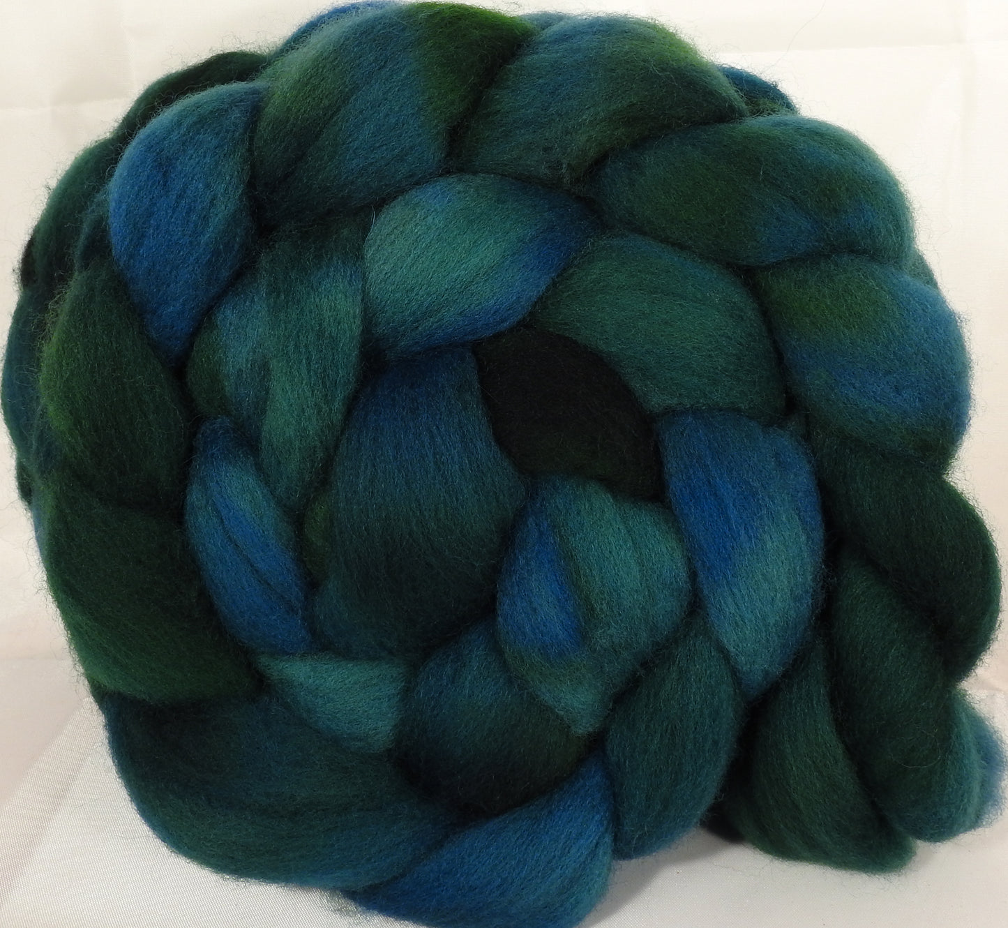 Falkland top - Pine Needle - (5.3 oz.) - Inglenook Fibers