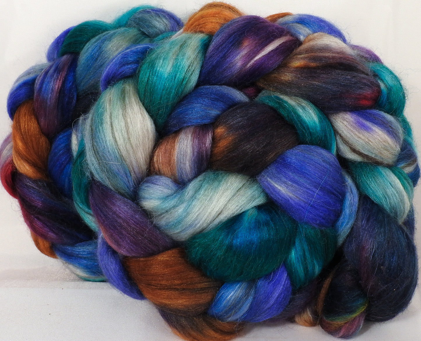 Batt in a Braid #40-Argyle Socks( 5.4 oz. ) YAK / Baby Alpaca / Mulberry silk/ Merino (18 mic)(30/30/30/10) - Inglenook Fibers