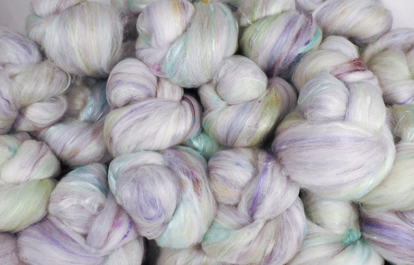White Rabbit- Sticklebatts- ANGORA, Bond fleece , merino, silk, alpaca, bamboo,silk noil ( sparkle have angelina) - Inglenook Fibers